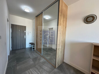 1 IZBOVÝ BYT NITRA, NOVOSTAVBA, BALKÓN, PARK. MIESTO - 4