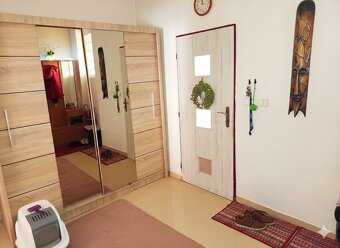 Priestranný dom 190 m² s 13 á pozemkom – Dúbravy, Želobudza - 4