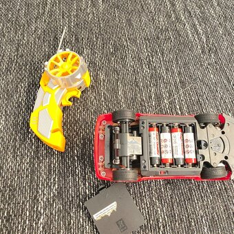 Ferrari autíčko na ovládanie - 4