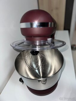 Predám kuchynský robot Bergner - 4