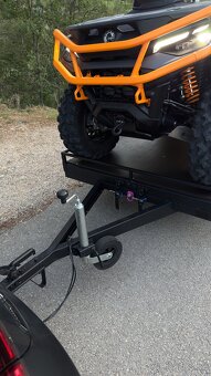 Predám nový vyklápací prívesný vozík na štvorkolku,Canam - 4