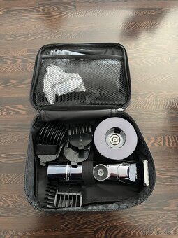 Strojceky na vlasy - 4