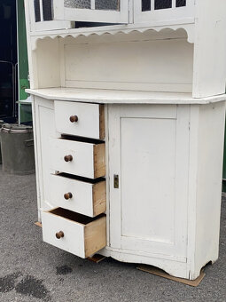 ľudový kredenc 1900 - 4