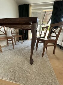 Jedálenský stôl z masívu a 4 stolicky IKEA - 4
