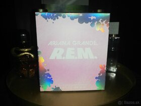 Ariana Grande REM - 4