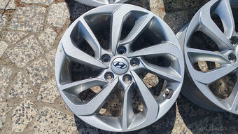 5x114,3 R17 --- HYUNDAI TUCSON ... - 4