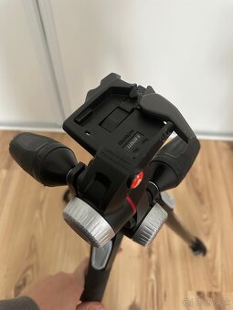 Manfrotto statív s hlavou - 4