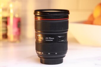 Canon EF 24-70mm 2.8 II - 4