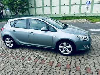 Opel Astra J 1.7 CDTI - 4