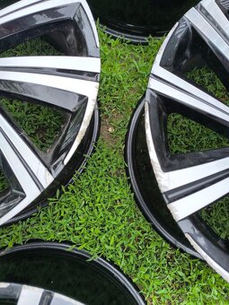 Hliníkové disky Toyota Corrola 7x17 5x114.3 - 4