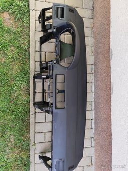 Škoda Fabia 1,4mpi Alternátor ,nárazník ,palubna doska - 4