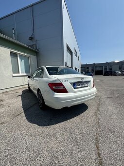 Predam Mercedes Benz C 180 - 4
