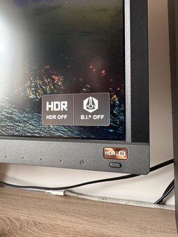 4k Benq EL2870U - 4