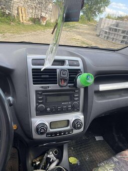 KIA sportage 2 2crdi 103kw R.v2008 - 4