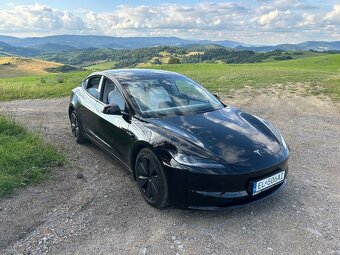 Tesla model 3 (Highland) Long Range All-Wheel Drive - 4