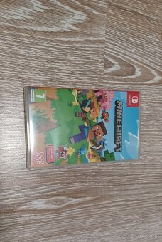 Nintendo switch lite - 4