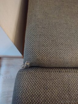 Predam rohový rozkladací gauč v zachovalom stave - 4