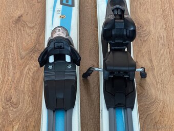 Predám lyže Blizzard Spirit 3 151cm s lyžiarkami a prilbou - 4