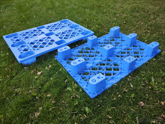 Predám plastové palety - 4