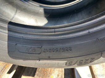 Michelin 225/50/17” - 4