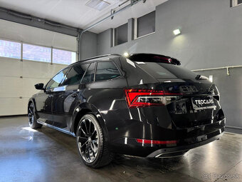 Škoda Superb Combi 2.0 TDI SPORTLINE DSG 4X4 BLACK STYLE - 4