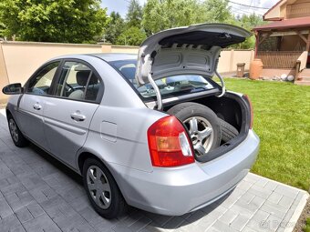 Hyundai accent - 4