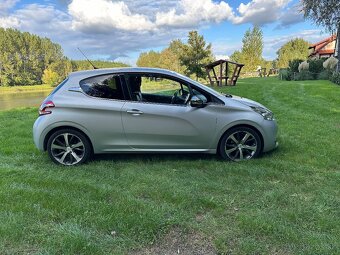 Predám Peugeot 208 1.6 vti - 4