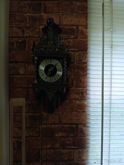 Stare nastenné hodiny - 4