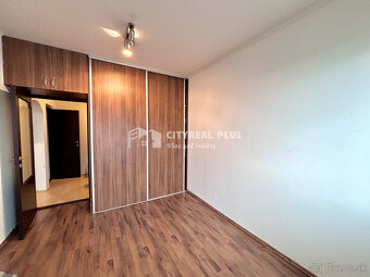 Ponúkame Vám na prenájom čiastočne zariadený, 2 izbový byt v - 4