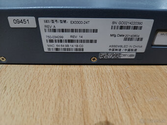 Juniper EX3300-24T - 4