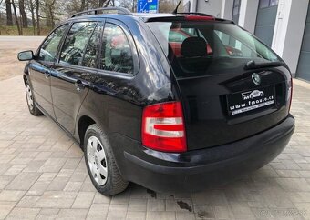 Škoda Fabia 1.4 16V benzín manuál 59 kw - 4