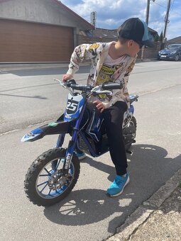 Detská akumulátorová motorka - HECHT 54502 - 4