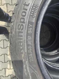 Letné pneumatiky 235/45 R17 - 4