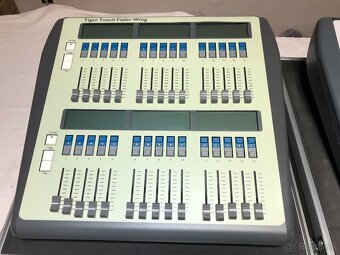 Tiger Touch Fader Wing. - 4
