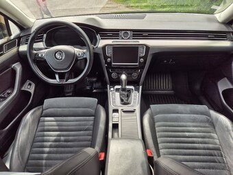 Volkswagen passat variant B8 virtual - 4
