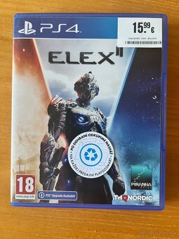 Predám Playstation 4 PRO 1TB + 1 joystick + hra - 4