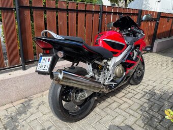 Honda CBR 600, F4 - 4