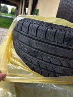 Zimné pneumatiky 245/35 R19 Tristar - 4