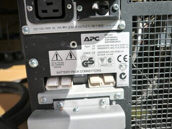 Záložný náhradný zdroj elektriny pre domacnosť / firmu - APC - 4