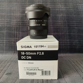 Sigma 18–50 mm f/2,8 DC DN Contemporary Fuji - 4