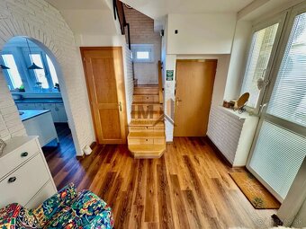 PREDAJ EXKLUZÍVNY VEĽKOMETRÁŽNY 4i MEZONETOVÝ BYT S BALKÓNOM - 4