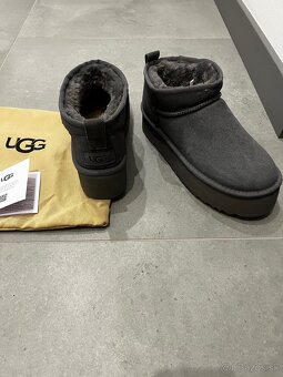 Dámske UGG čižmy - 4