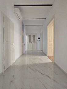 PRENÁJOM staromestský byt / kancelária /ateliér Bratislava I - 4