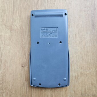 Vedecka kalkulacka Casio fx-82ES - 4