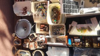 Tesla náhradné diely..., repráky....cena za všetko 180eur - 4