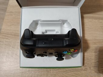 Xbox Wireless Controller Carbon Black - 4