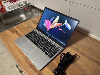 /HP/Notebook/4GB RAM DDR5/128GB NVMe SSD/Intel/2GB/// - 4