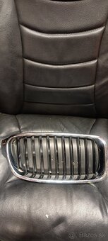 BMW 3 ladvinka mriežka chladič - 4