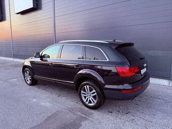 Audi Q7 3.0 - 4