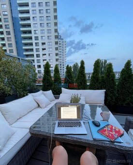 LUXUS. MODERNÝ NADŠTANDARTNÝ  BYT  + TERASA - 4